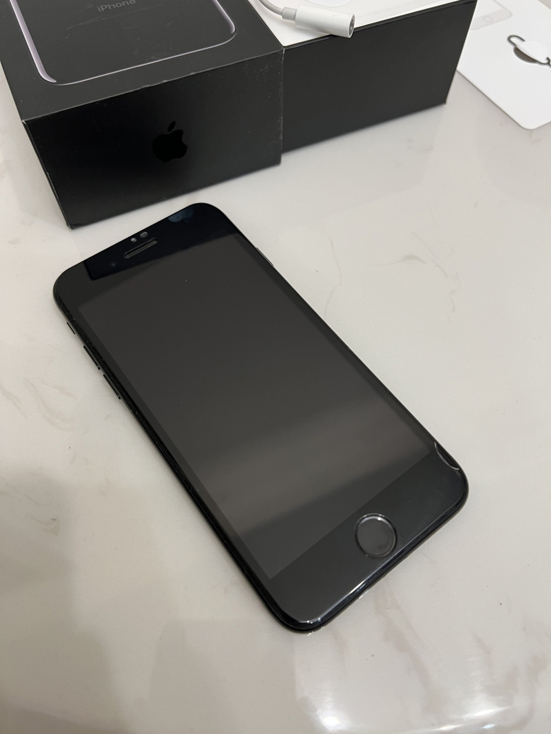 iPhone 7, 128